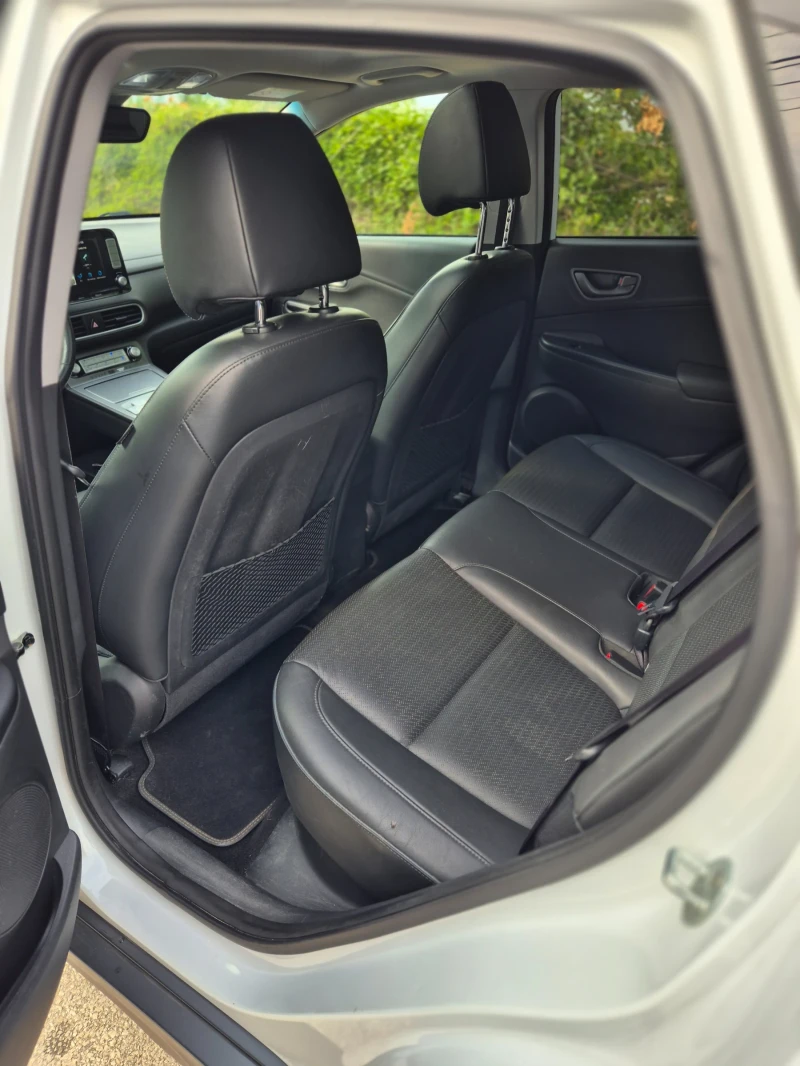 Hyundai Kona 64 kWh/ Premium/204кс/Hyundai-сертификат, снимка 7 - Автомобили и джипове - 51410983