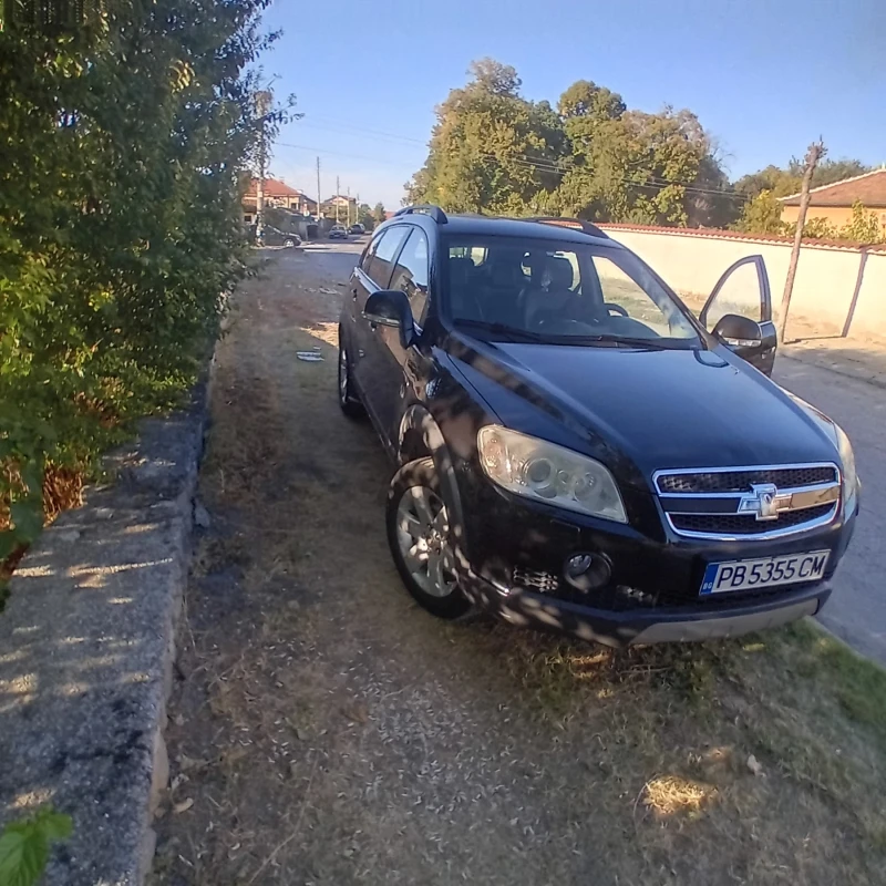 Chevrolet Captiva, снимка 3 - Автомобили и джипове - 52355752