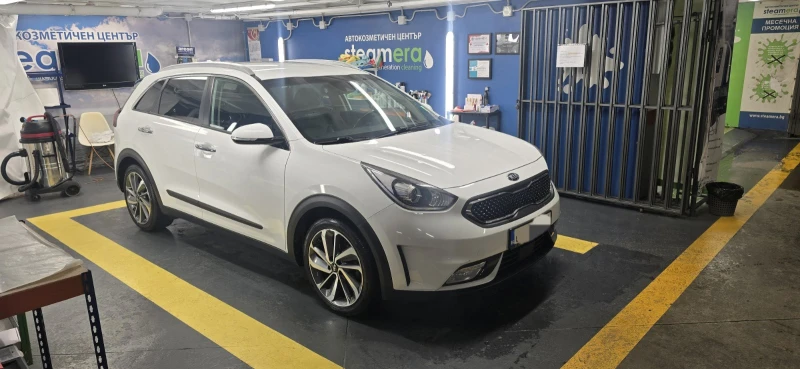Kia Niro, снимка 4 - Автомобили и джипове - 52542754