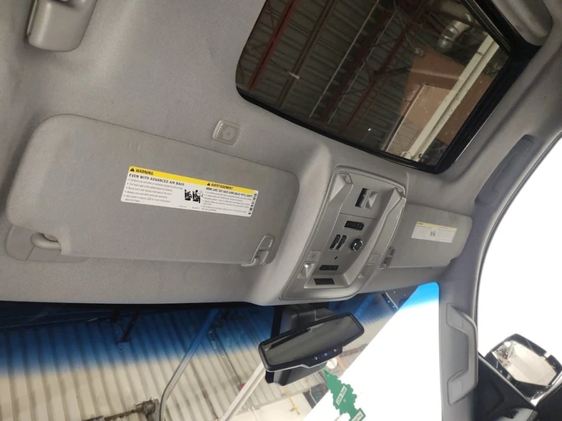 Cadillac Escalade * LUXURY COLLECTION * CARFAX * ЦЕНА ДО БГ, снимка 12 - Автомобили и джипове - 52996311