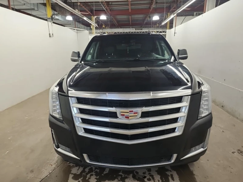 Cadillac Escalade * LUXURY COLLECTION * CARFAX * ЦЕНА ДО БГ, снимка 2 - Автомобили и джипове - 52996311