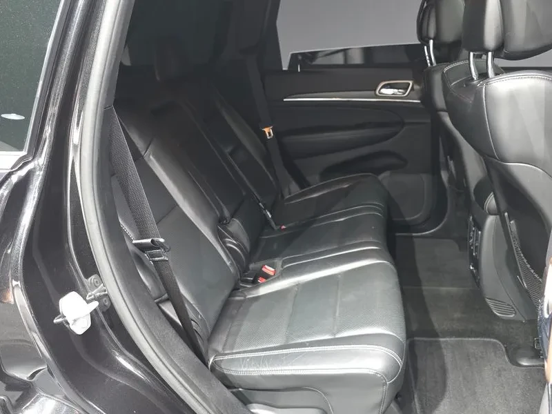 Jeep Cherokee 3.6 OVERLAND WK2, снимка 12 - Автомобили и джипове - 54930327