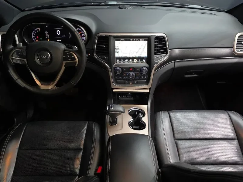 Jeep Cherokee 3.6 OVERLAND WK2, снимка 7 - Автомобили и джипове - 54930327