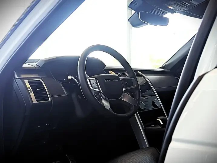 Land Rover Discovery Automatic, снимка 14 - Автомобили и джипове - 56012012