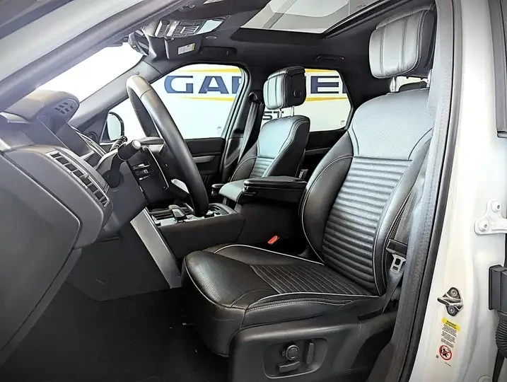 Land Rover Discovery Automatic, снимка 15 - Автомобили и джипове - 56012012