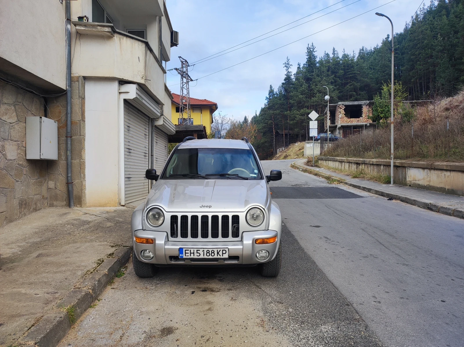 Jeep Cherokee  - изображение 4