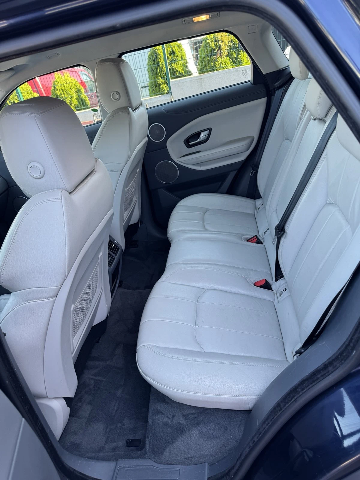 Land Rover Evoque  - изображение 10