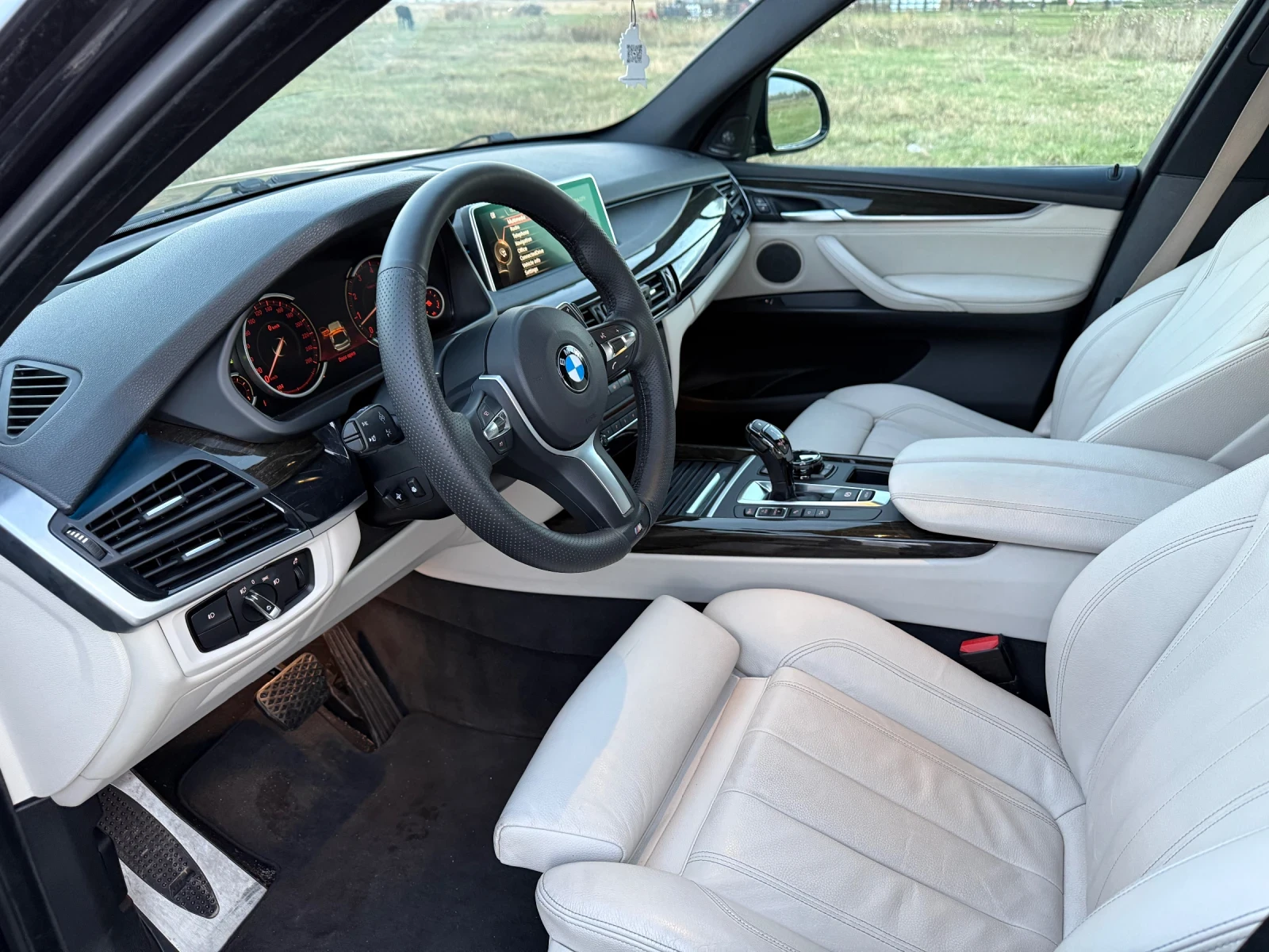 BMW X5 35i xDrive - изображение 9