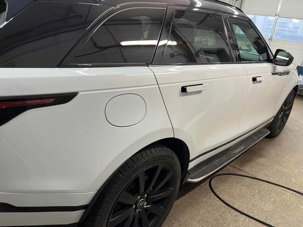 Land Rover Range Rover Velar CARFAX* АВТОФИНАНСИРАНЕ БЕЗ ПЪРВОНАЧАЛНА ВНОСКА - изображение 3