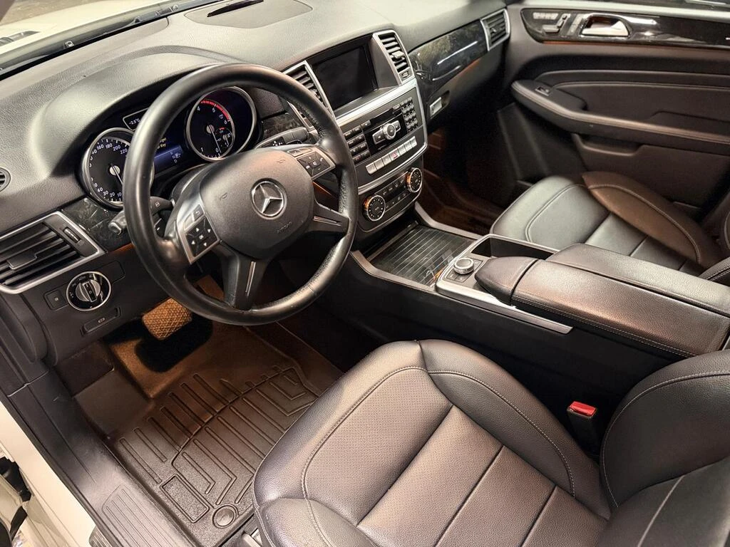 Mercedes-Benz ML 350 AMG* 4MATIC* Premium Audio* Keyless* КОЖА* ПОДГРЕВ - изображение 6