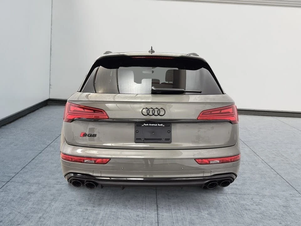 Audi SQ5 quattro* Premium* АвтоКредит* (ЦЕНА ДО БГ), снимка 7 - Автомобили и джипове - 54002004