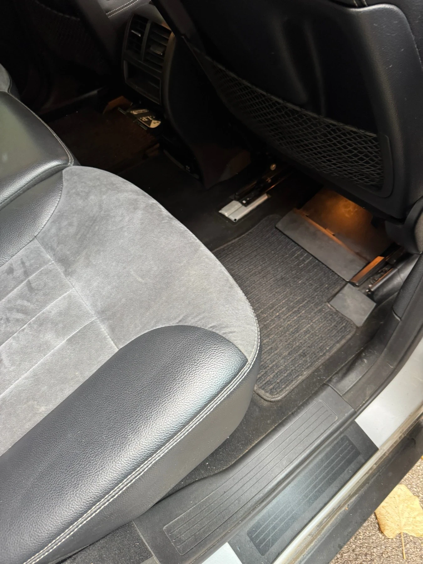 Mercedes-Benz ML 320, снимка 5 - Автомобили и джипове - 54044622