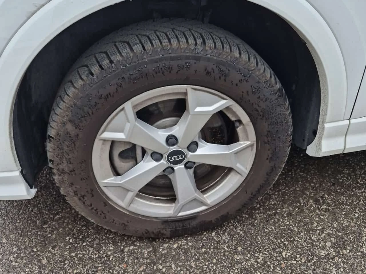 Audi Q3 TECHNIK| PANORAMA| ПОДГРЕВИ| ПАМЕТ| 2 КЛЮЧА, снимка 8 - Автомобили и джипове - 54369094