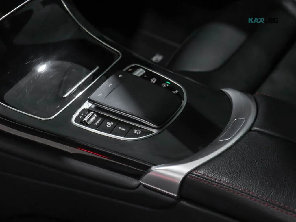 Mercedes-Benz GLC 43 AMG 4MATIC* АвтоКредит* (Цена до БГ) , снимка 17 - Автомобили и джипове - 54718274