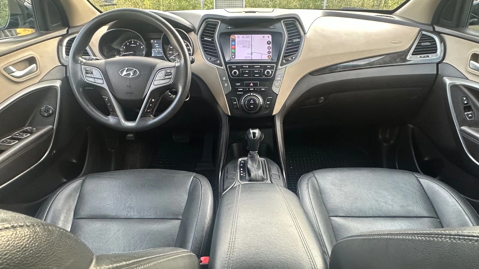 Hyundai Santa fe 2.4 GDI, 2017г. 4x4, CarPlay, Кожен салон, евро 6., снимка 11 - Автомобили и джипове - 55018241