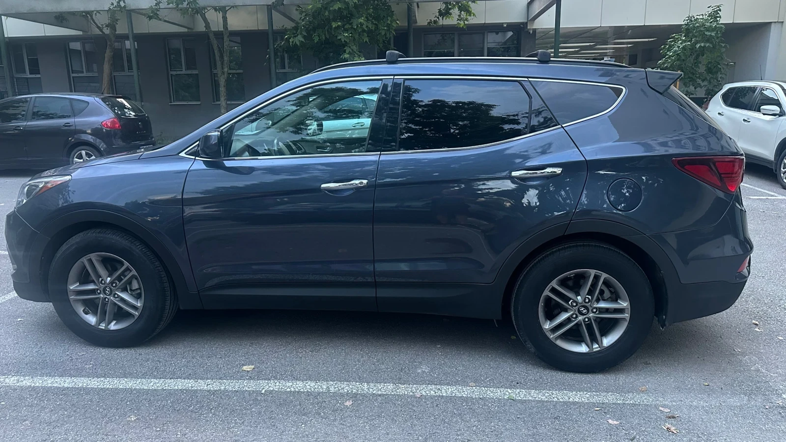 Hyundai Santa fe  4x4, CarPlay, Кожен салон, евро 6., снимка 5 - Автомобили и джипове - 55018241
