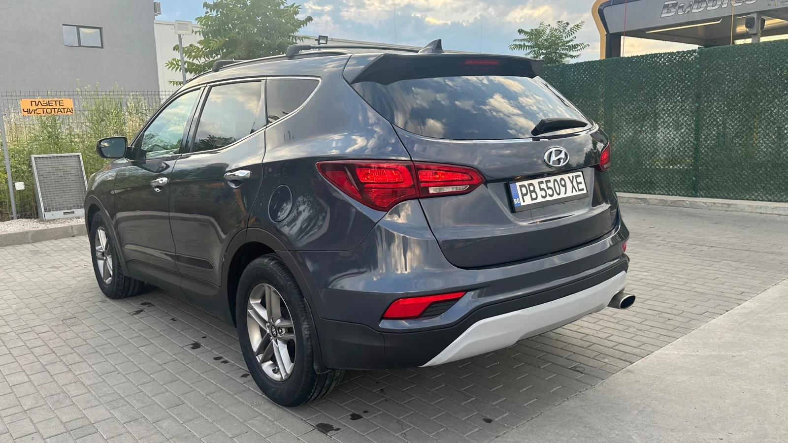 Hyundai Santa fe 2.4 GDI, 2017г. 4x4, CarPlay, Кожен салон, евро 6., снимка 6 - Автомобили и джипове - 55018241