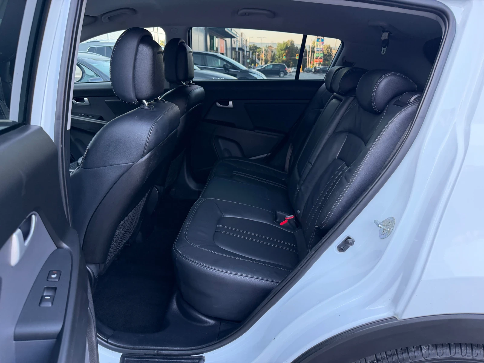 Kia Sportage 2.0CRDi 4х4 Автоматик Камера Face-Lift, снимка 15 - Автомобили и джипове - 55093791