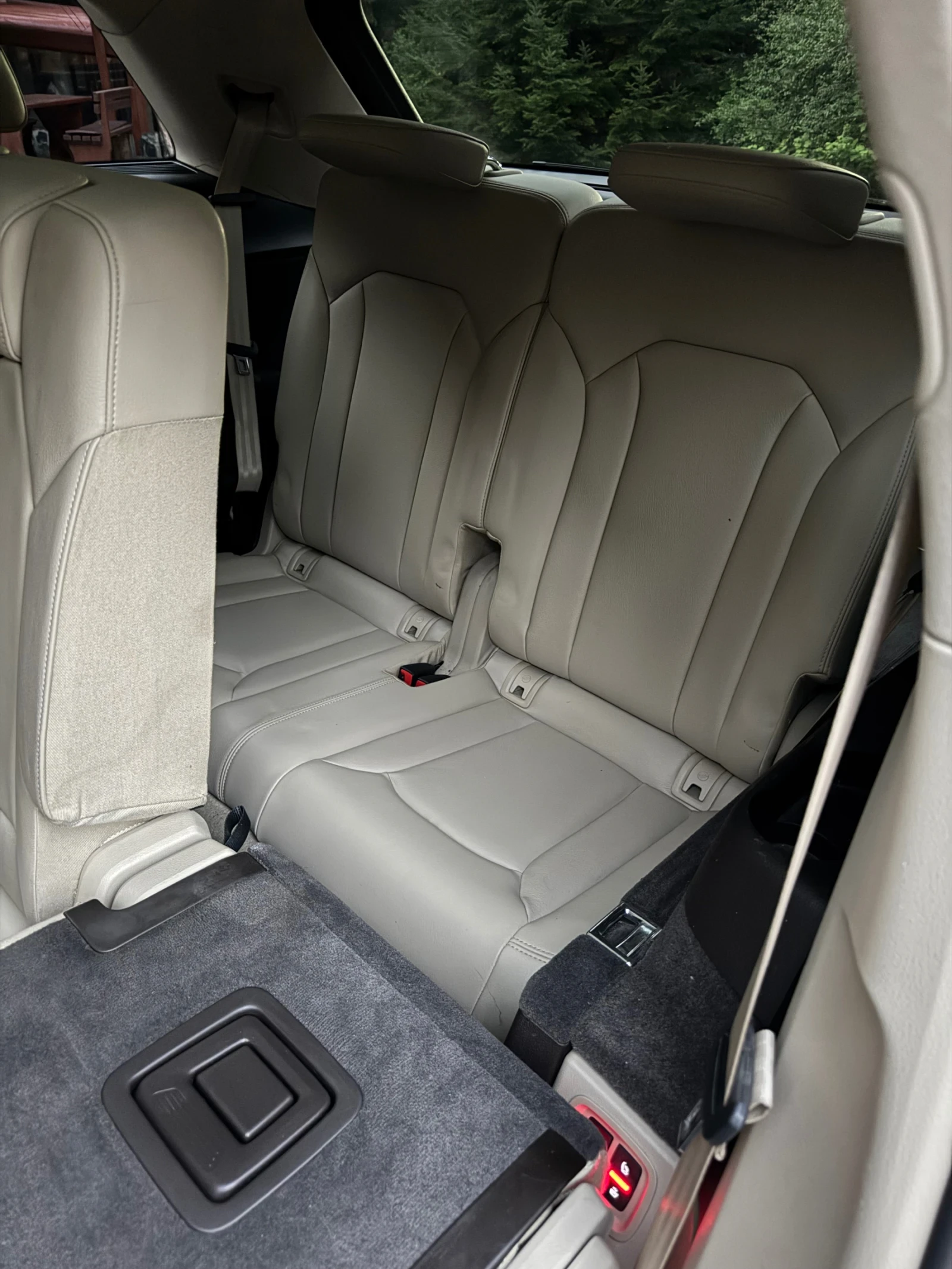 Audi Q7 Отлепено стъкло* , Проблем в климатика и навигация, снимка 9 - Автомобили и джипове - 56061218