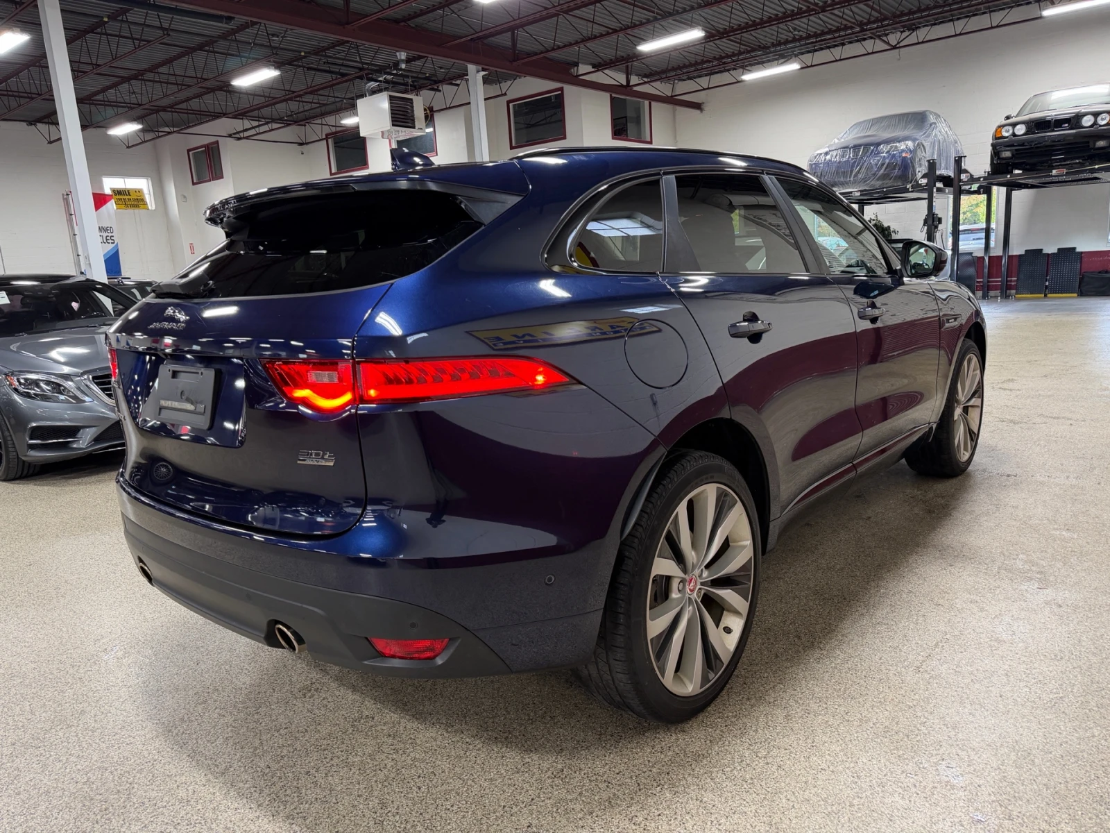 Jaguar F-PACE AWD R-SPORT* FULL* �����* ���-��* ������ ����*  | Mobile.bg � ����������� 5