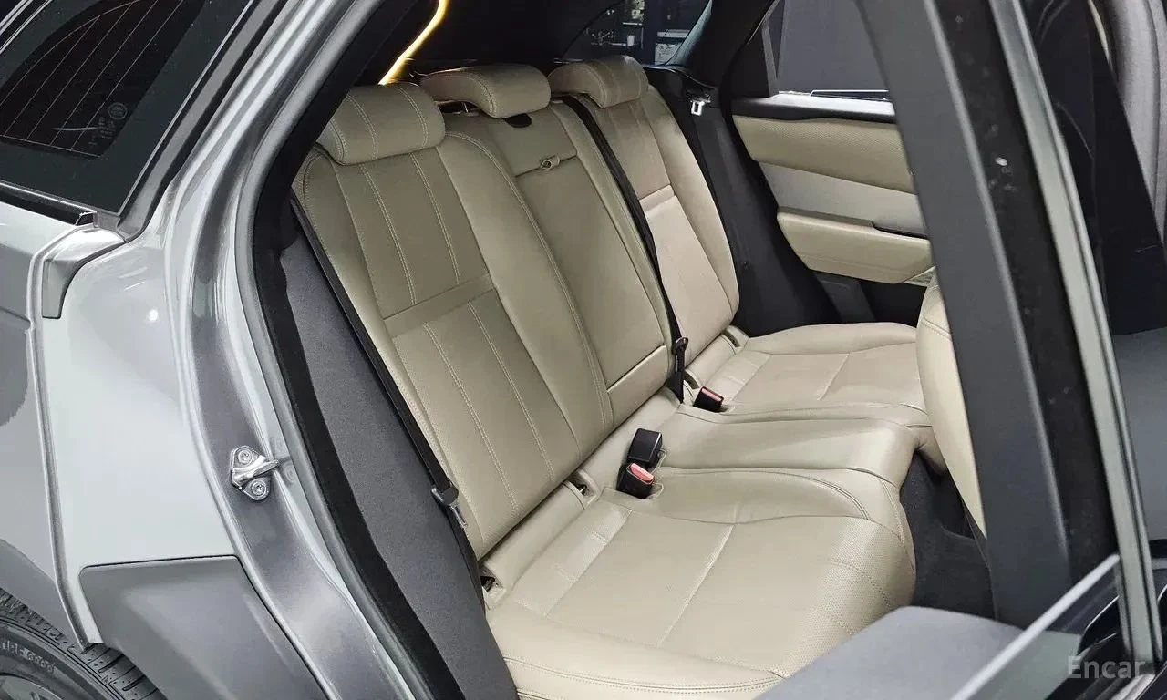 Land Rover Range Rover Velar, снимка 16 - Автомобили и джипове - 56727214