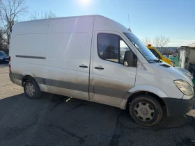 Mercedes-Benz 212, снимка 2