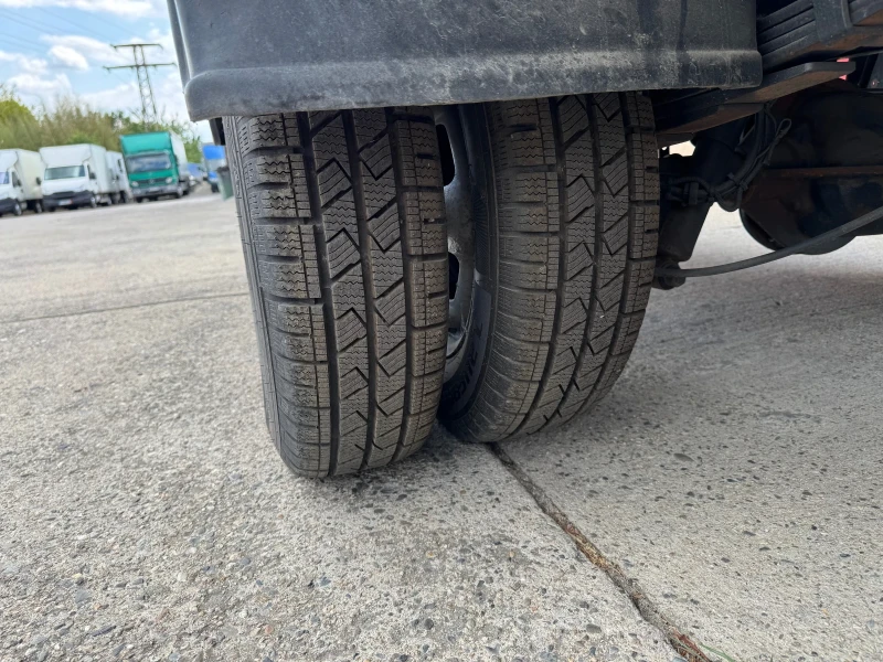 Iveco Daily 3.0HPI* 35C15* Климатик* 4.90 метра каросерия, снимка 12 - Бусове и автобуси - 50830226