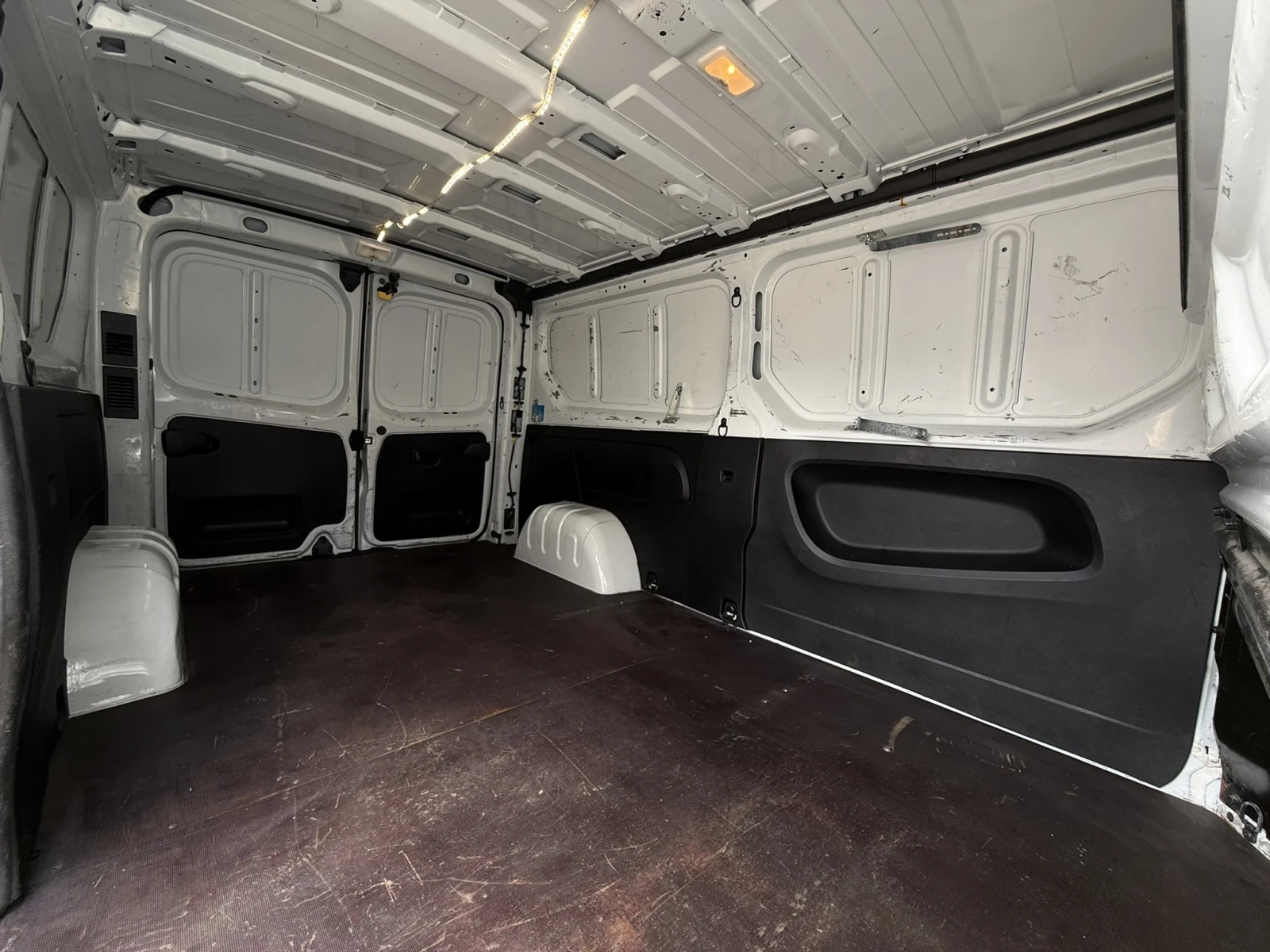 Renault Trafic 1.6DCI 122к.с. * MAXI * L2H1 * EURO 6B, снимка 11 - Бусове и автобуси - 53714327