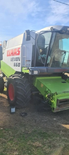 Комбайн Claas LEXION 460, снимка 1