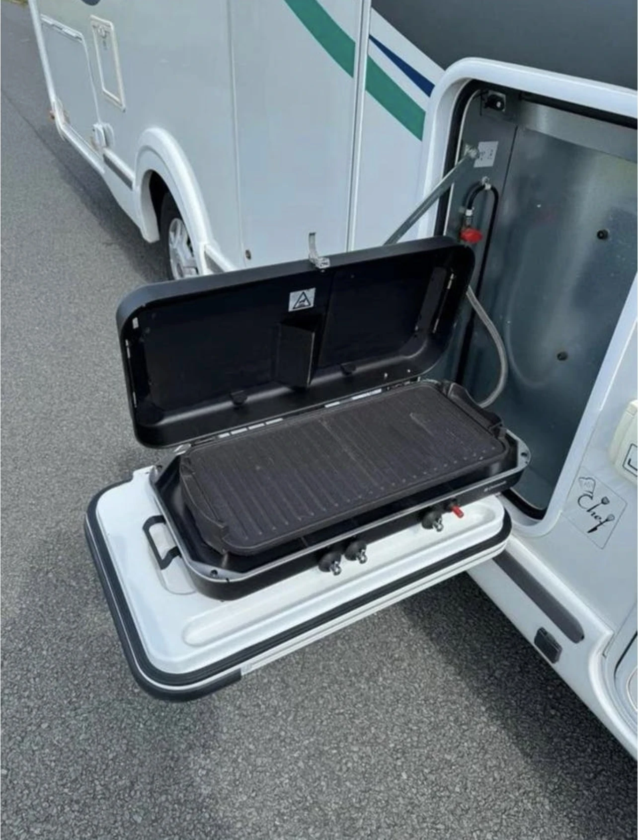 Кемпер Fiat CHAUSSON SWET COSY, снимка 14 - Каравани и кемпери - 55788650