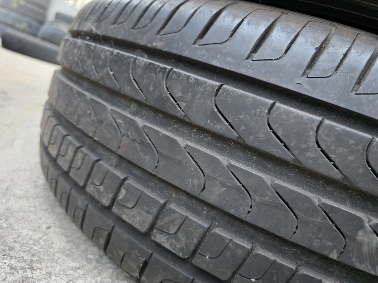 Гуми Летни 225/65R17, снимка 4 - Гуми и джанти - 56664507