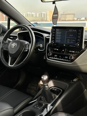 Toyota Corolla 2.0 XSE Ръчни скорости, снимка 9