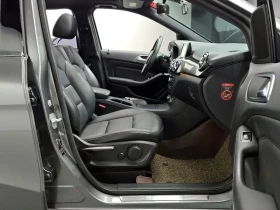 Mercedes-Benz B 200 2.0, снимка 12