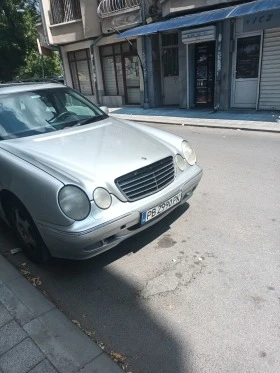 Mercedes-Benz E 320 Авангард , снимка 7