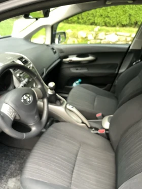 Toyota Auris, снимка 7