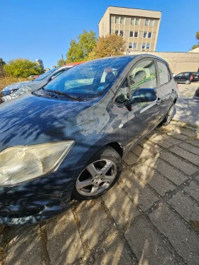 Toyota Auris, снимка 1