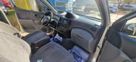 Toyota Yaris verso 1.3 VVTI, снимка 10