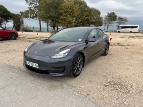     Tesla Model 3 SR+   