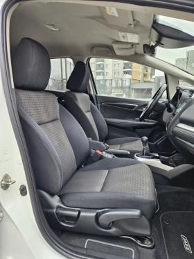 Honda Jazz 1.3i-VTEC Keyless, City Brake ���� 6, TUV ���.2026 | Mobile.bg � ����� ������ 14