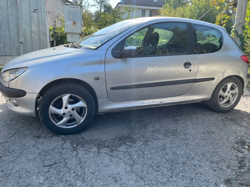 Peugeot 206, снимка 3 - Автомобили и джипове - 47566337