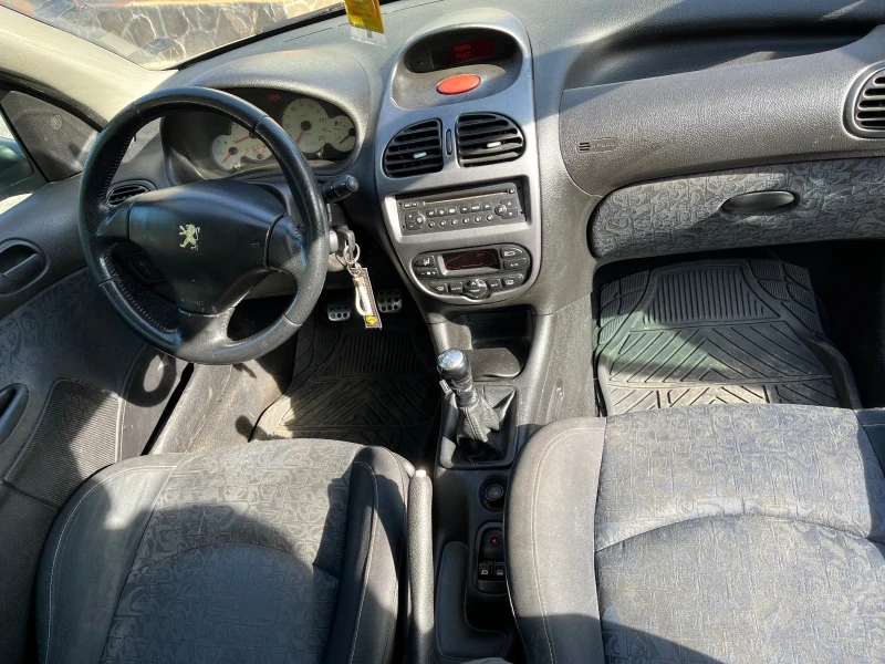 Peugeot 206, снимка 8 - Автомобили и джипове - 47566337