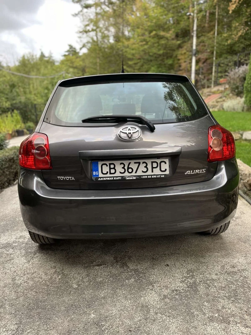 Toyota Auris, снимка 4 - Автомобили и джипове - 47609217