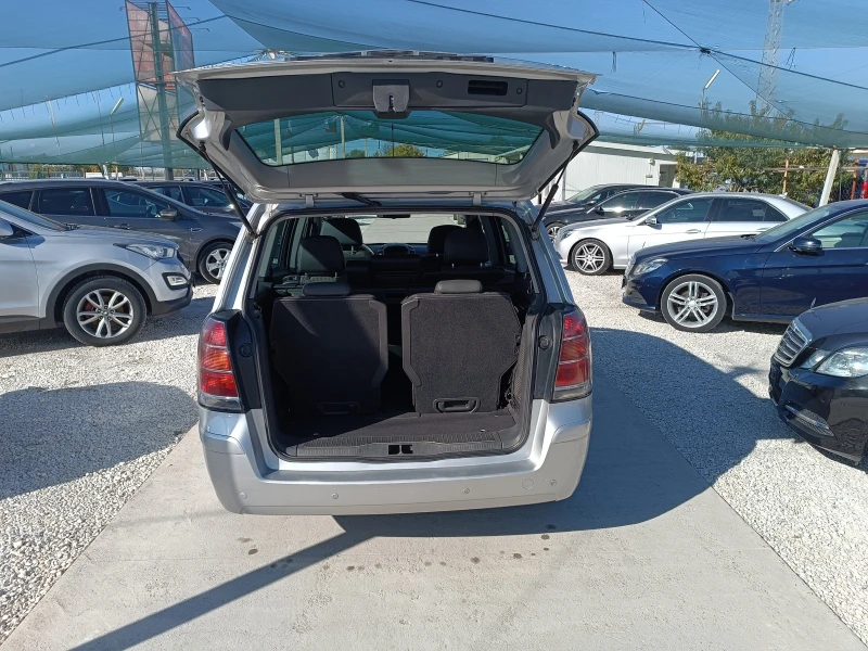 Opel Zafira 1.9 D, снимка 15 - Автомобили и джипове - 47629699