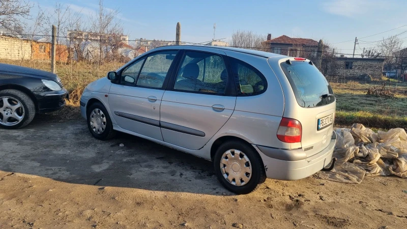 Renault Scenic 101 кс, снимка 6 - Автомобили и джипове - 48902520