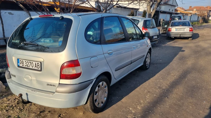 Renault Scenic 101 кс, снимка 2 - Автомобили и джипове - 48902520