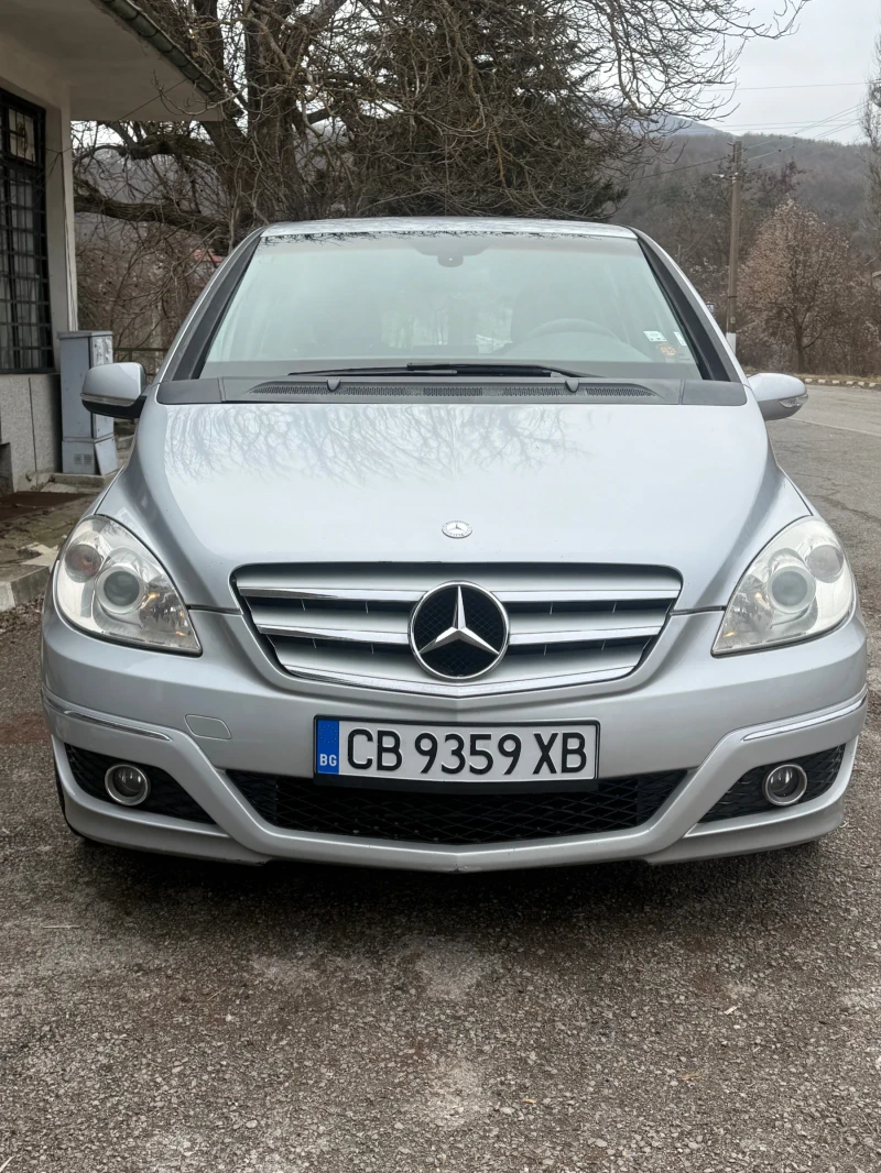 Mercedes-Benz B 180, снимка 1 - Автомобили и джипове - 49150632