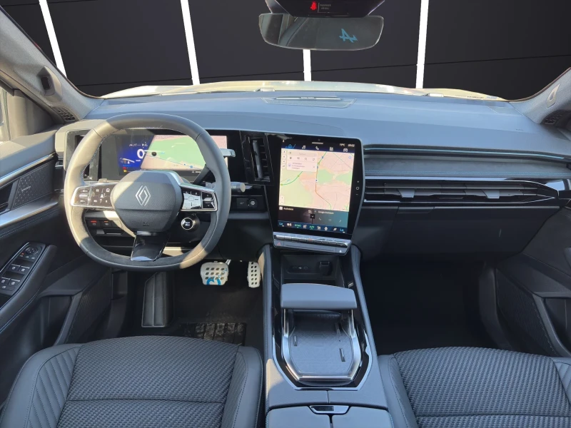 Renault Austral * DISTR* PANO* H&K* MEMORY* 360CAM* LED* CARPLAY* , снимка 12 - Автомобили и джипове - 50780638