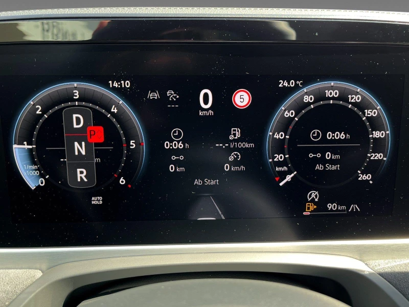 VW Passat 2.0TDI 4MOTION R-LINE HARMAN KARDON PANO HEAD UP , снимка 8 - Автомобили и джипове - 51508738