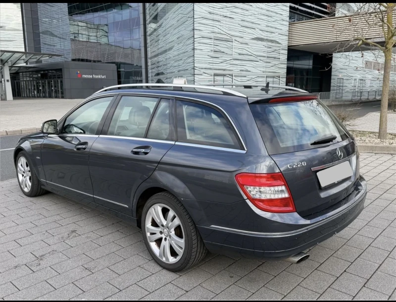 Mercedes-Benz C 220, снимка 3 - Автомобили и джипове - 53044736