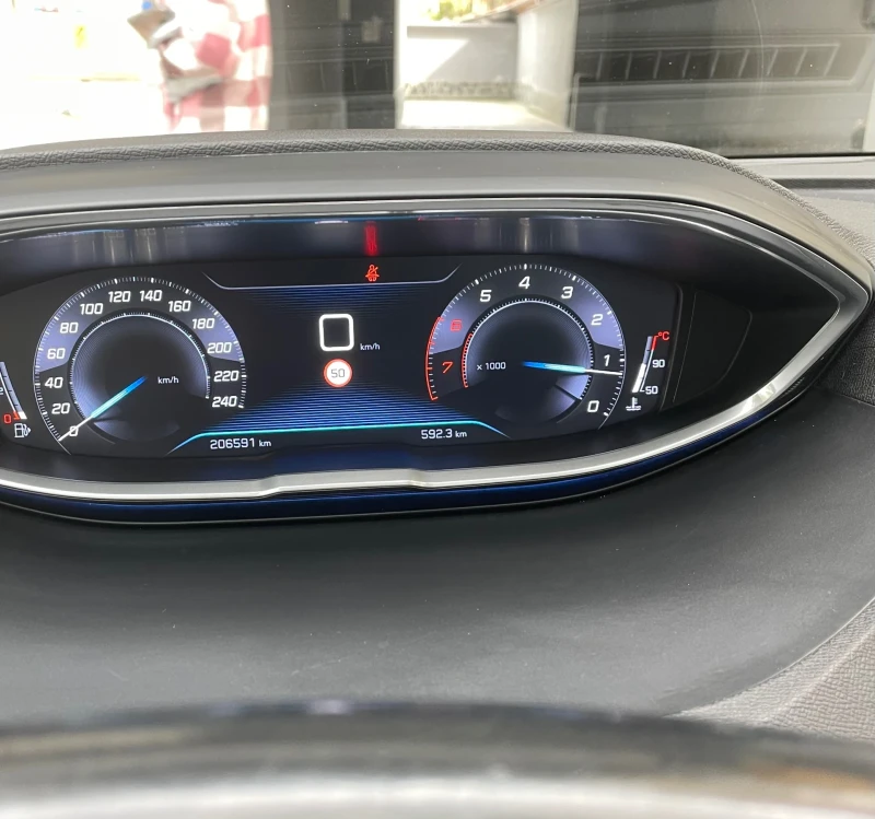 Peugeot 3008  1.2 PureTech Blue Lease Premium , снимка 7 - Автомобили и джипове - 53111406